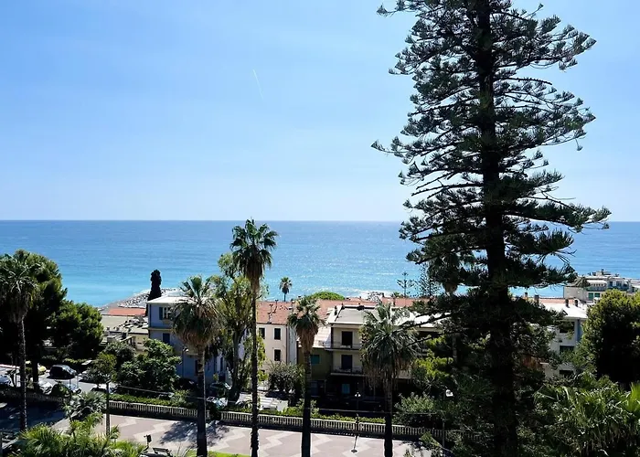 Luxury Penthouse Belvedere - Ospedaletti